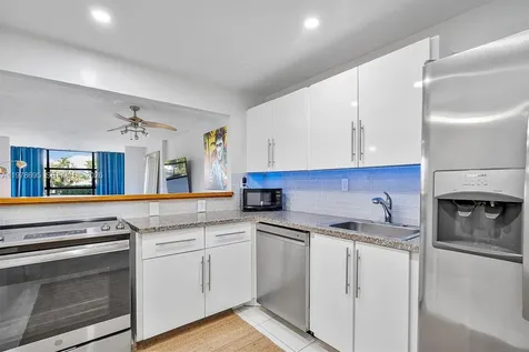 600 Parkview Drive Hallandale Beach FL 33009