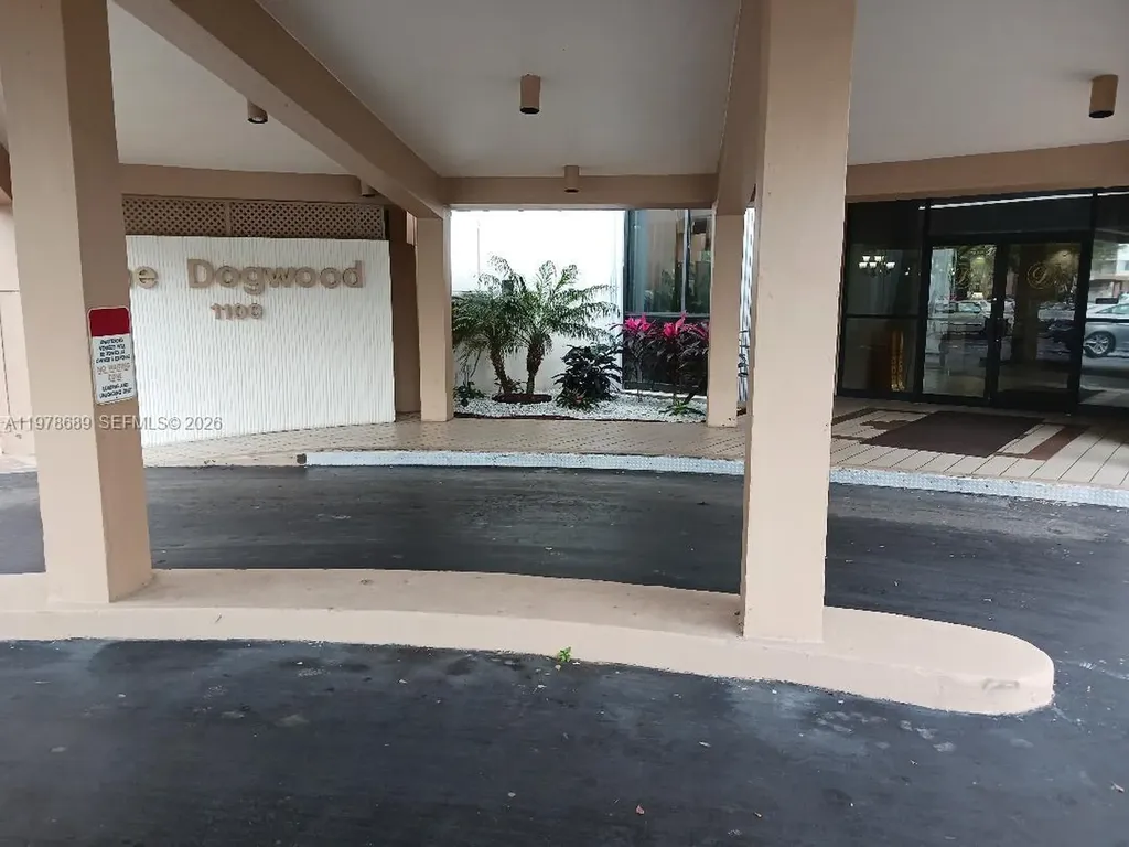 1100 St Charles Place Pembroke Pines FL 33026