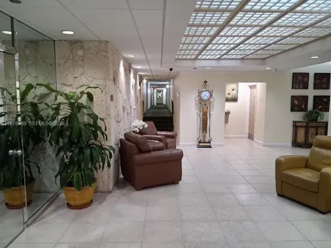1100 St Charles Place Pembroke Pines FL 33026