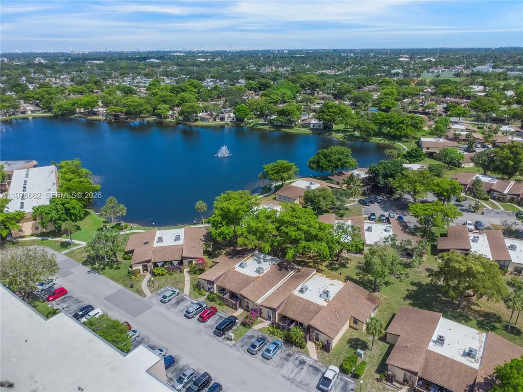 300 Berkley Road Hollywood FL 33024