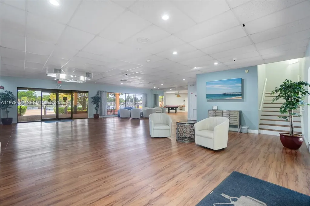 300 Berkley Road Hollywood FL 33024
