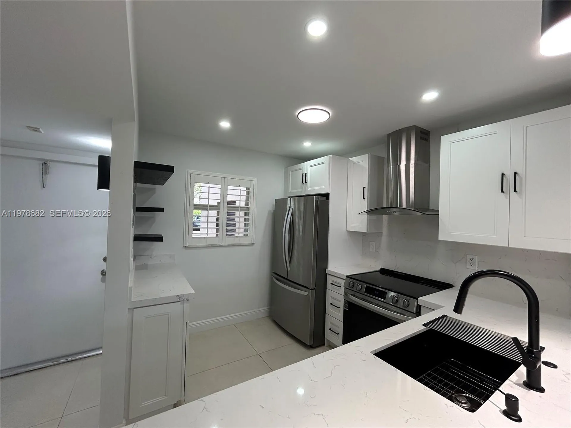 300 Berkley Road Hollywood FL 33024