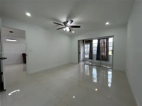 300 Berkley Road Hollywood FL 33024