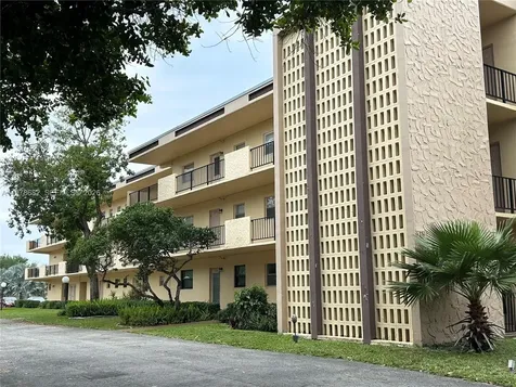 300 Berkley Road Hollywood FL 33024