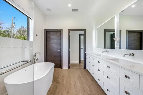1899 Wilson Boulevard N Naples FL 34120