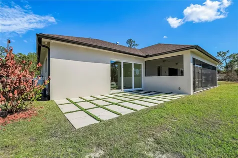 1899 Wilson Boulevard N Naples FL 34120