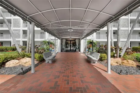 4015 W Palm Aire Drive Pompano Beach FL 33069