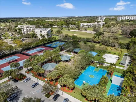 4015 W Palm Aire Drive Pompano Beach FL 33069