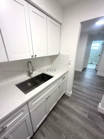 12195 W Dixie Highway North Miami FL 33161