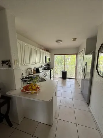 5605 NW 109th Avenue Doral FL 33178