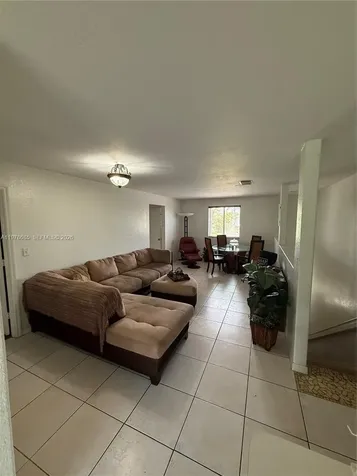 5605 NW 109th Avenue Doral FL 33178