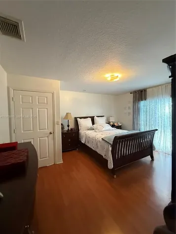 5605 NW 109th Avenue Doral FL 33178