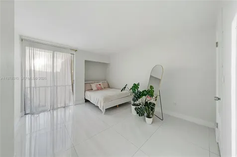 9210 Fontainebleau Boulevard Miami FL 33172