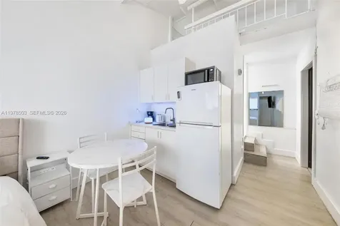 2520 SW 20th Street Miami FL 33145