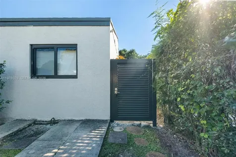 2520 SW 20th Street Miami FL 33145