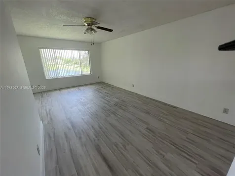 918 Twin Lakes Drive Coral Springs FL 33071