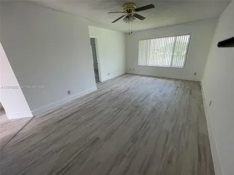 918 Twin Lakes Drive Coral Springs FL 33071