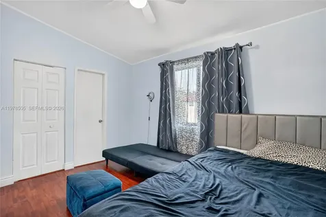 20934 SW 84th Avenue Cutler Bay FL 33189