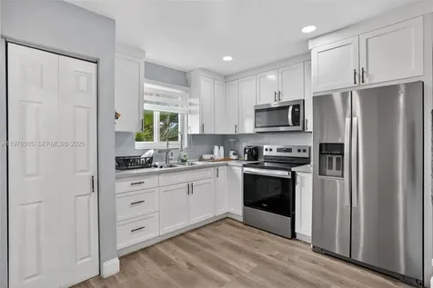 20934 SW 84th Avenue Cutler Bay FL 33189