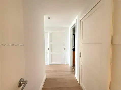 251 Crandon Boulevard Key Biscayne FL 33149
