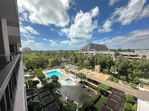 251 Crandon Boulevard Key Biscayne FL 33149