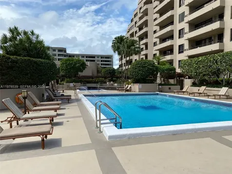 251 Crandon Boulevard Key Biscayne FL 33149