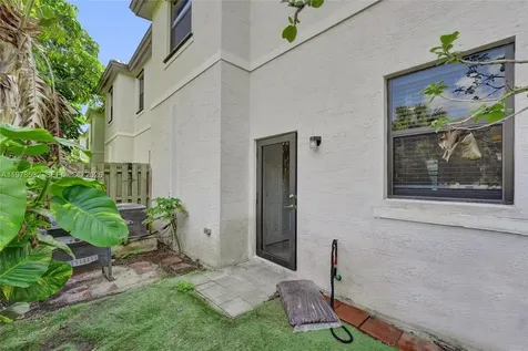 1609 SW 28th Street Fort Lauderdale FL 33315