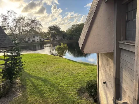 3615 NW 94th Avenue Sunrise FL 33351