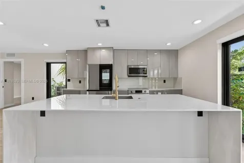 5101 N Miami Avenue Miami FL 33137