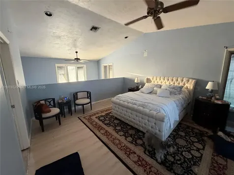 11 Capri Boulevard Naples FL 34113