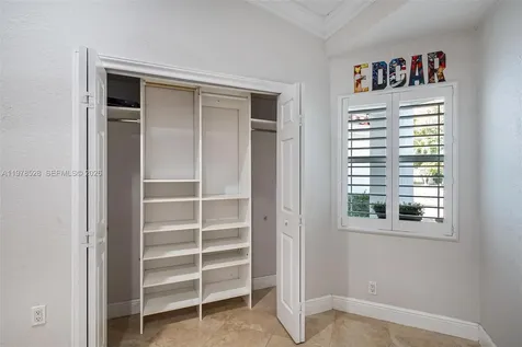 15327 SW 55th Terrace Miami FL 33185