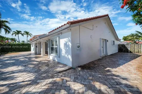 15327 SW 55th Terrace Miami FL 33185