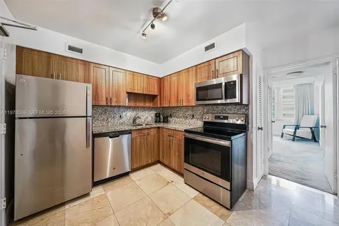 5101 Collins Avenue Miami Beach FL 33140