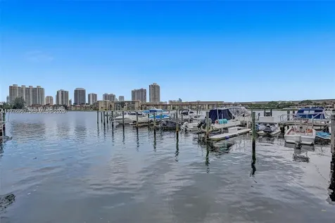 18031 Biscayne Boulevard Aventura FL 33160