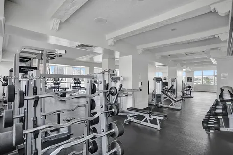 18031 Biscayne Boulevard Aventura FL 33160
