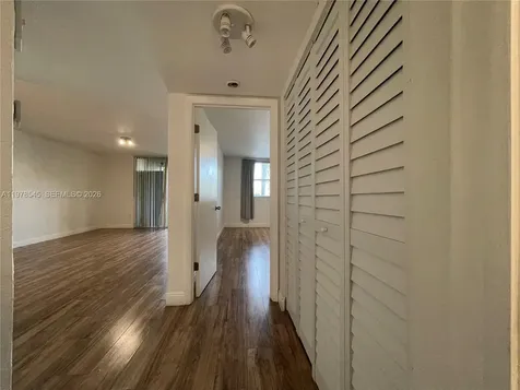 8323 Lake Drive Doral FL 33166