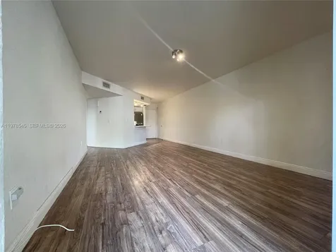 8323 Lake Drive Doral FL 33166