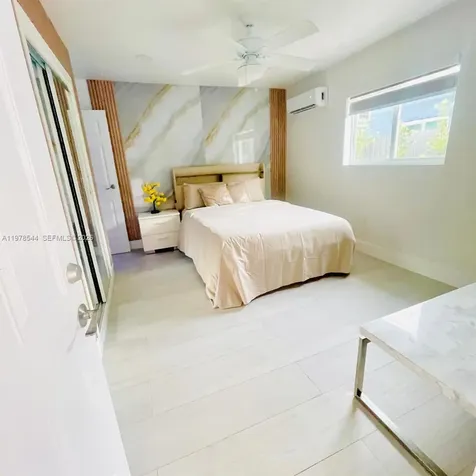 1140 N Douglas Road Pembroke Pines FL 33024