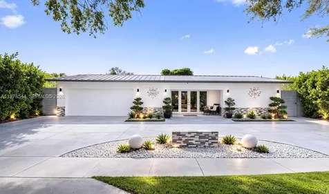 1140 N Douglas Road Pembroke Pines FL 33024