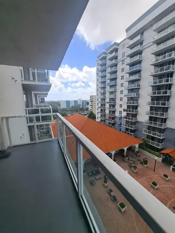 5077 NW 7th Street Miami FL 33126