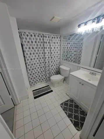 5077 NW 7th Street Miami FL 33126