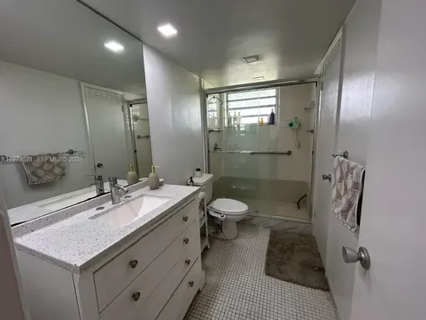 1333 E Hallandale Beach Boulevard Hallandale Beach FL 33009