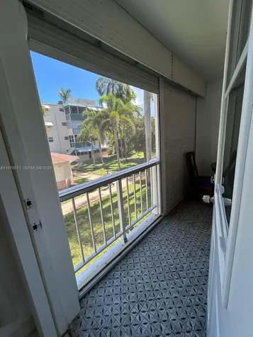 1333 E Hallandale Beach Boulevard Hallandale Beach FL 33009