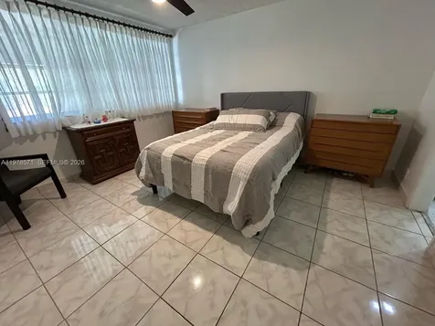 1333 E Hallandale Beach Boulevard Hallandale Beach FL 33009