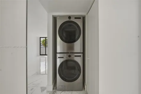 4301 Collins Avenue Miami Beach FL 33140