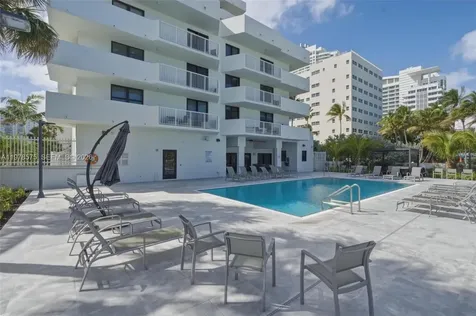 4301 Collins Avenue Miami Beach FL 33140