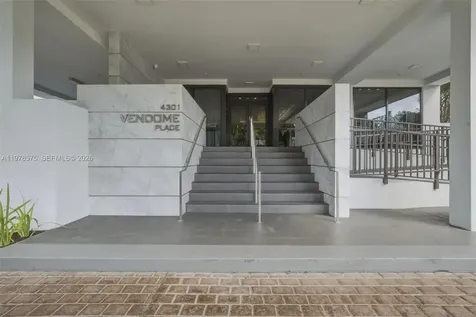 4301 Collins Avenue Miami Beach FL 33140