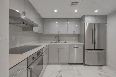 4301 Collins Avenue Miami Beach FL 33140