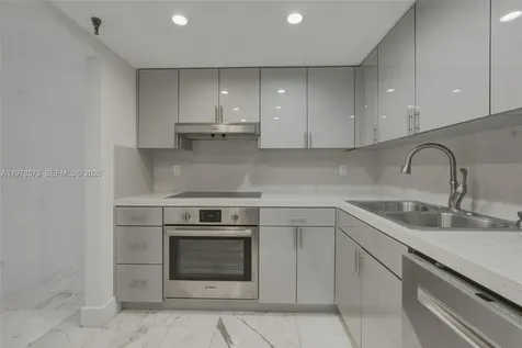 4301 Collins Avenue Miami Beach FL 33140