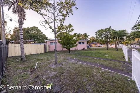 918 NW 13th Court Fort Lauderdale FL 33311